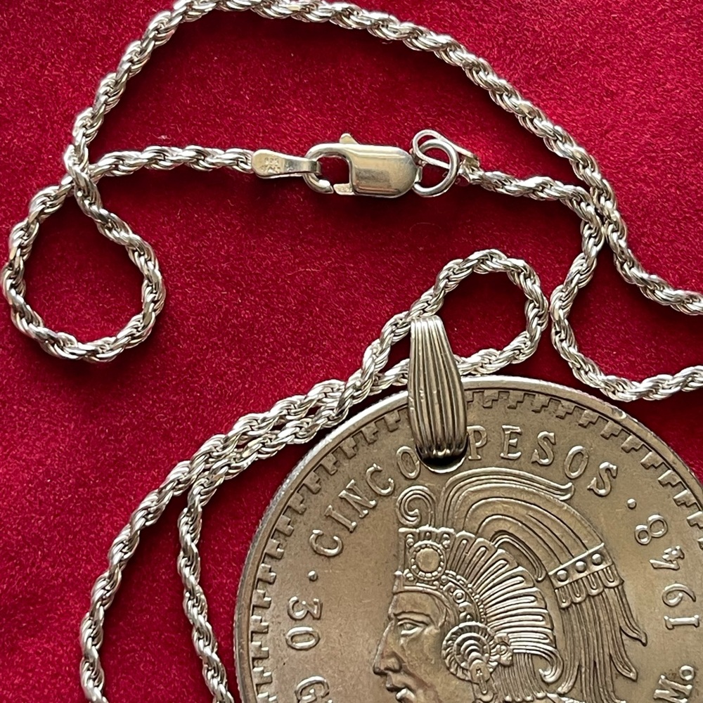 Exceptional rare 1948 Cuauhtemoc silver coin pendant necklace - Picture 5 of 5